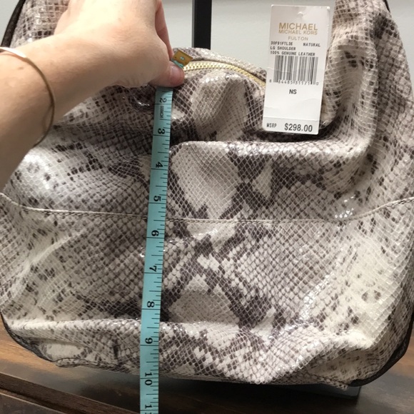 NWT Michael Kors Snakeskin Embossed Leather Hobo Bag - Picture 6 of 11